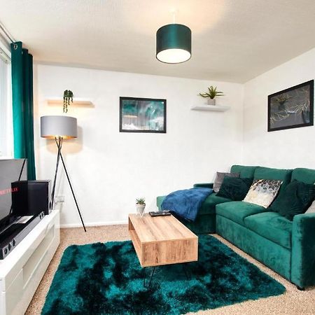 The Emerald House Of Manchester - Garden - Parking Luaran gambar
